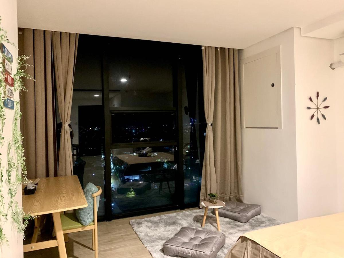 Condo In Cebu City Meridian With Netflix And Wifi, Near Ayala And It Park U03 Buitenkant foto